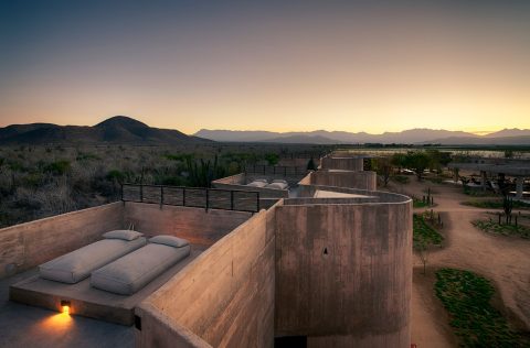 Paradero Todos Santos, Mexico