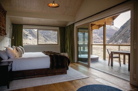 Chalet interior – Minaret Station luxury lodge in Wanaka, New Zealand